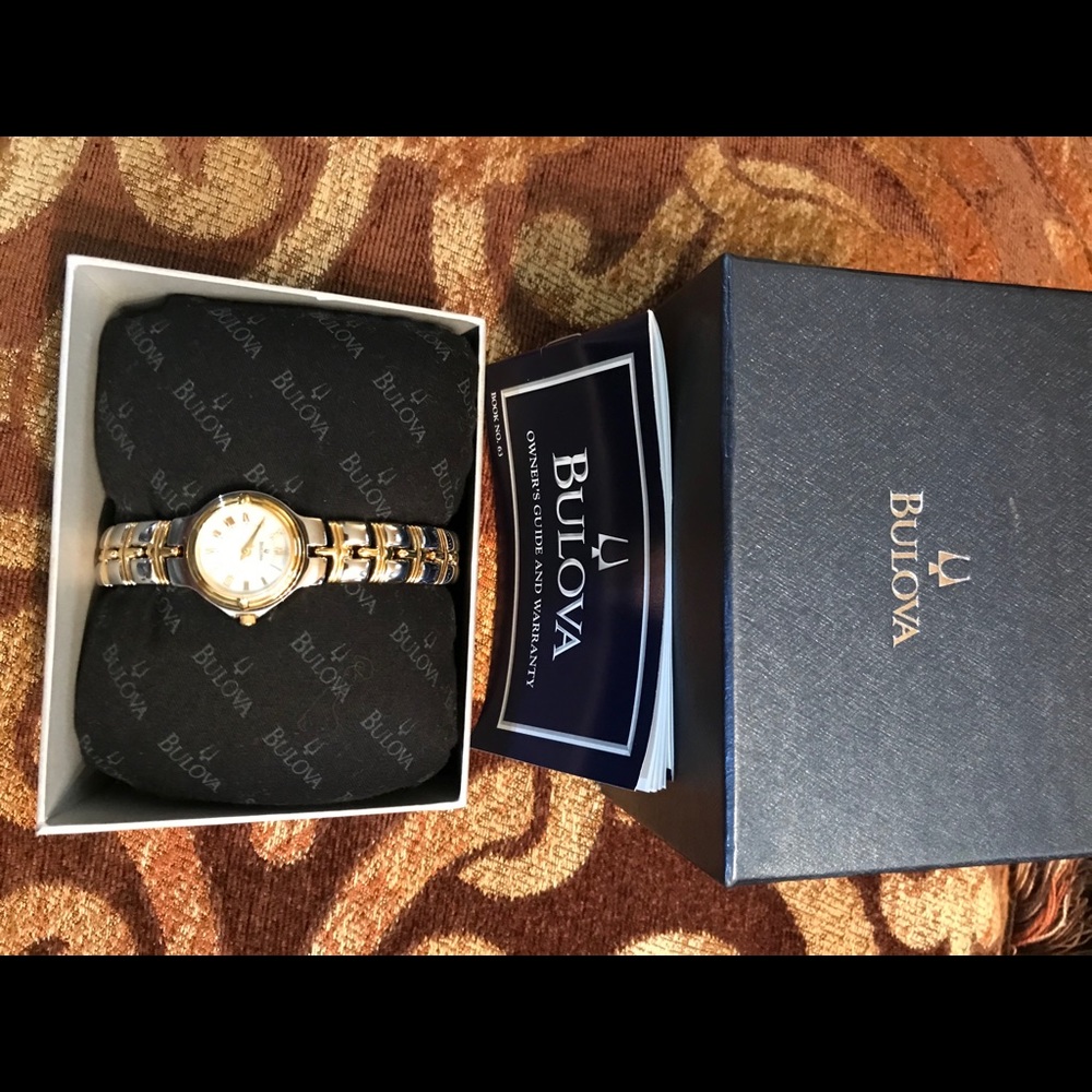NWT Bulova ladies watch